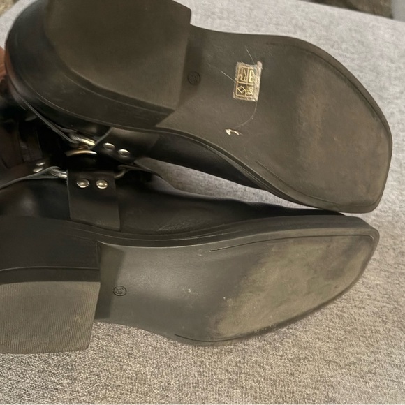 BRYAN STEPWISE - ANKLE BOOT - LOIS BLACK size 7.5 EUC - Picture 7 of 7